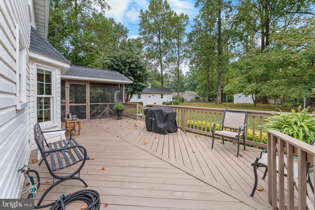 1433 GILBERT ROAD