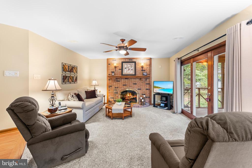1433 GILBERT ROAD
