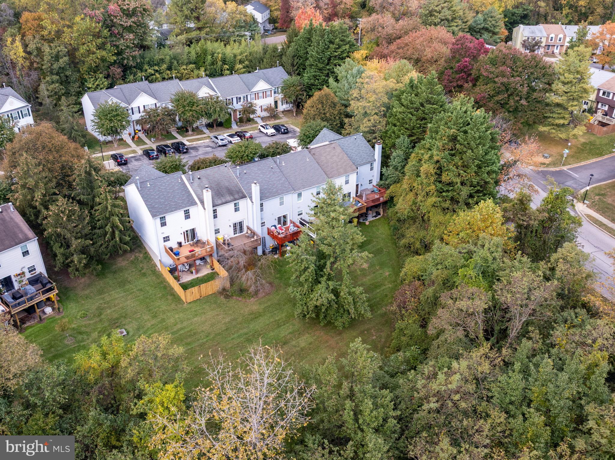 1205 N FARLEY COURT N