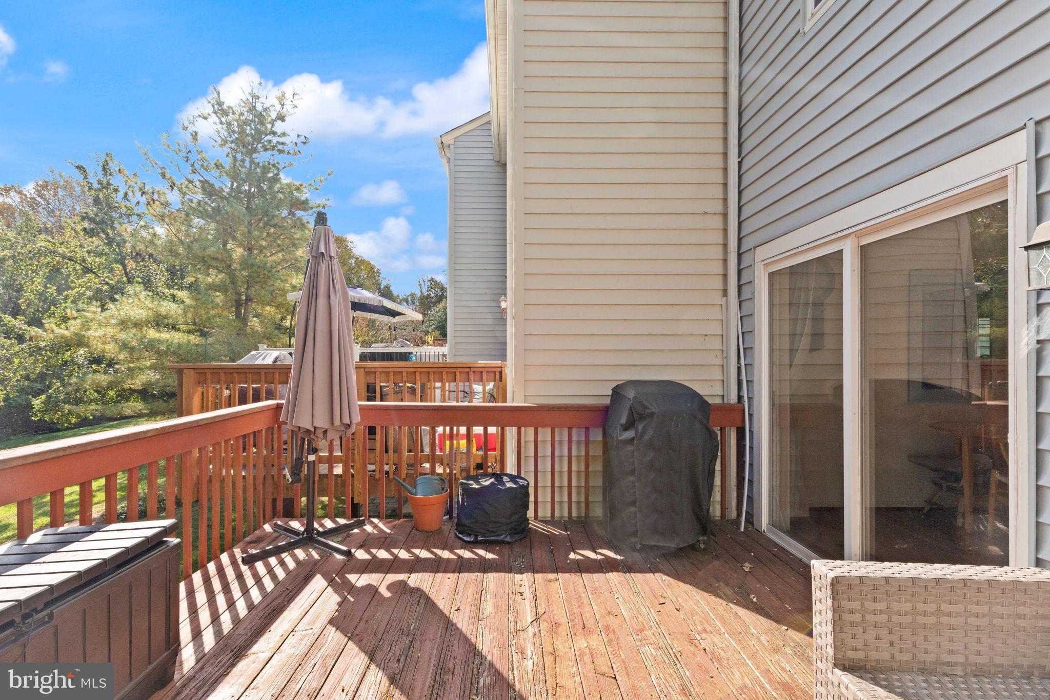 1205 N FARLEY COURT N