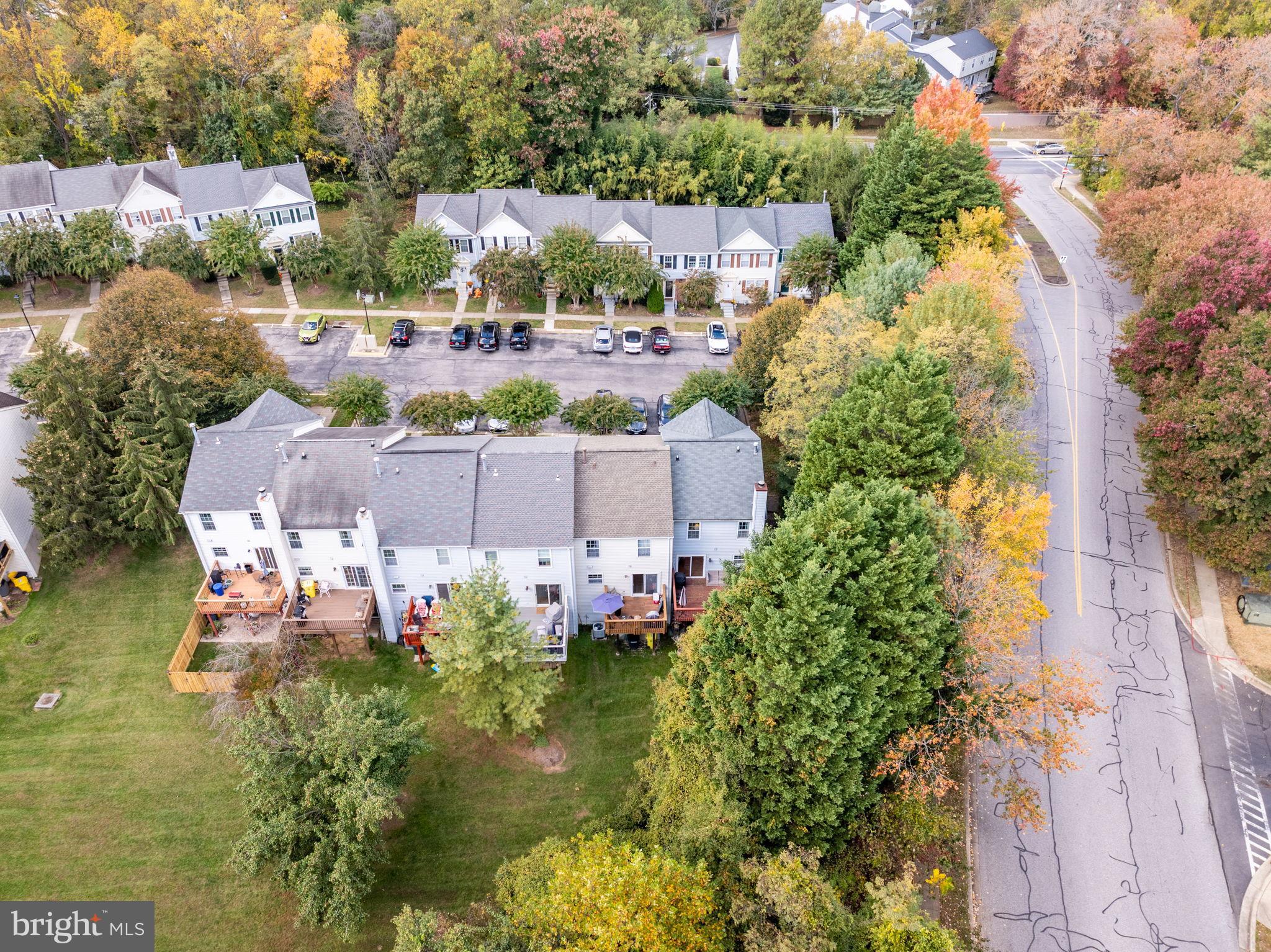 1205 N FARLEY COURT N