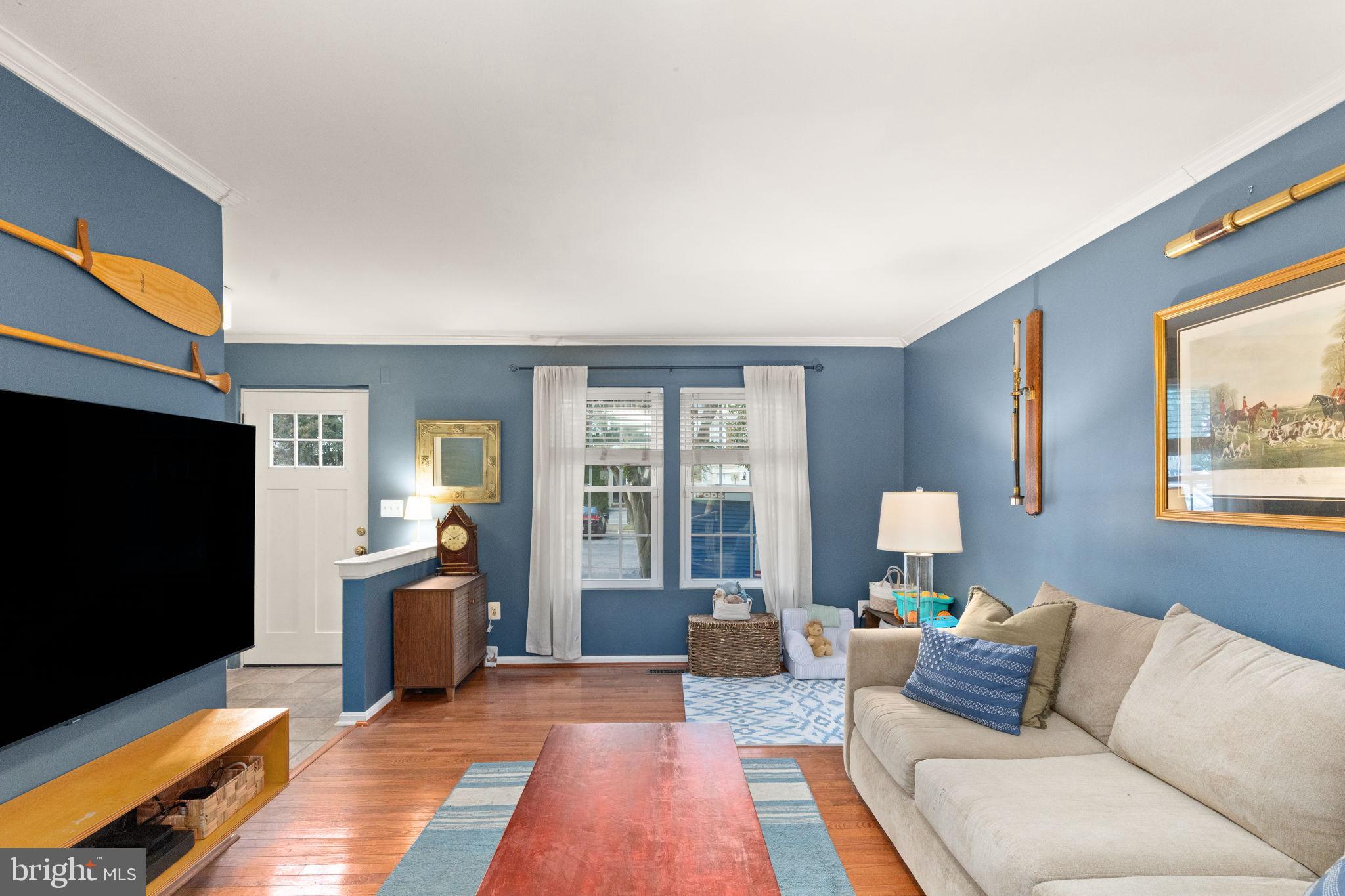 1205 N FARLEY COURT N