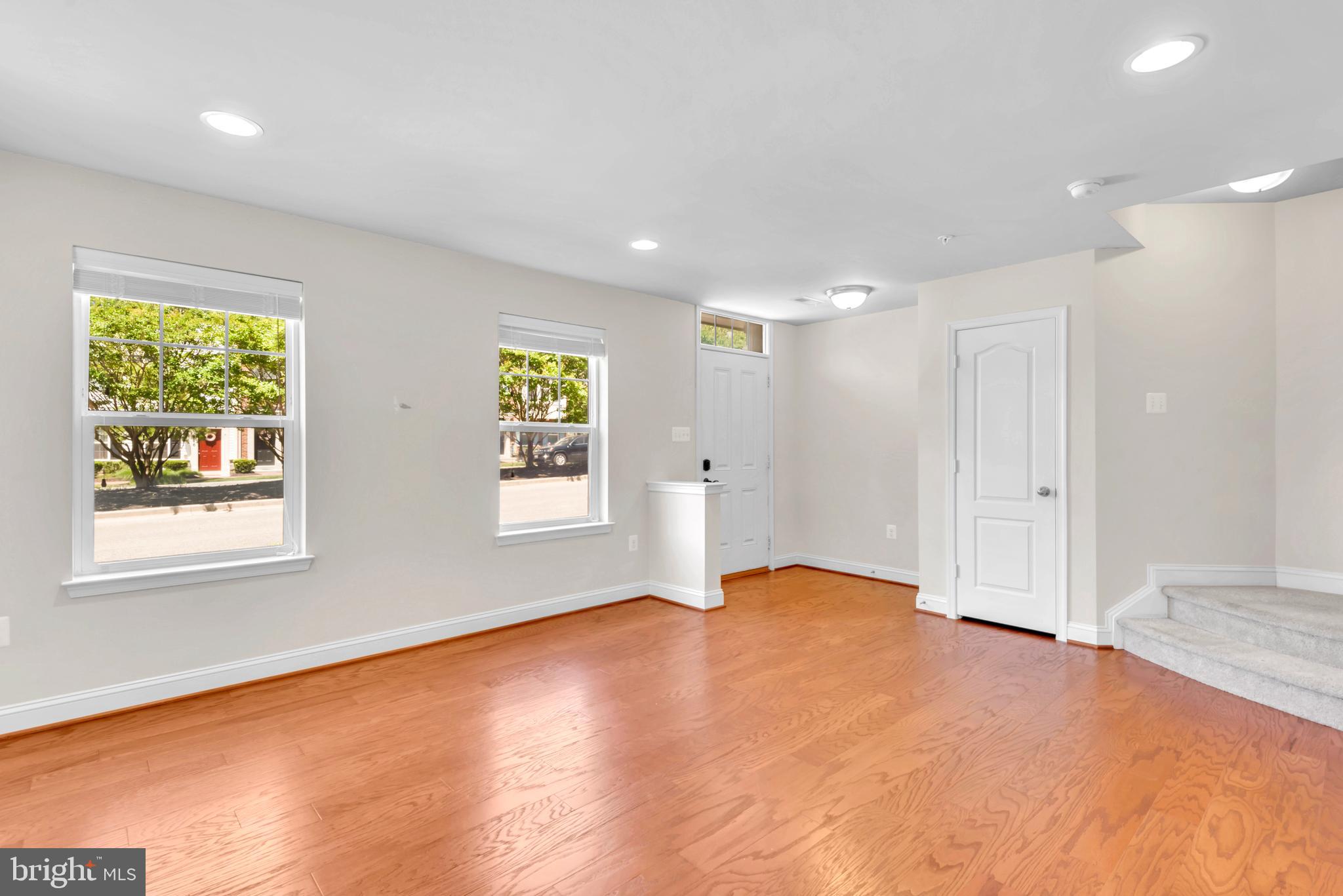 617 S CHERRY GROVE AVENUE