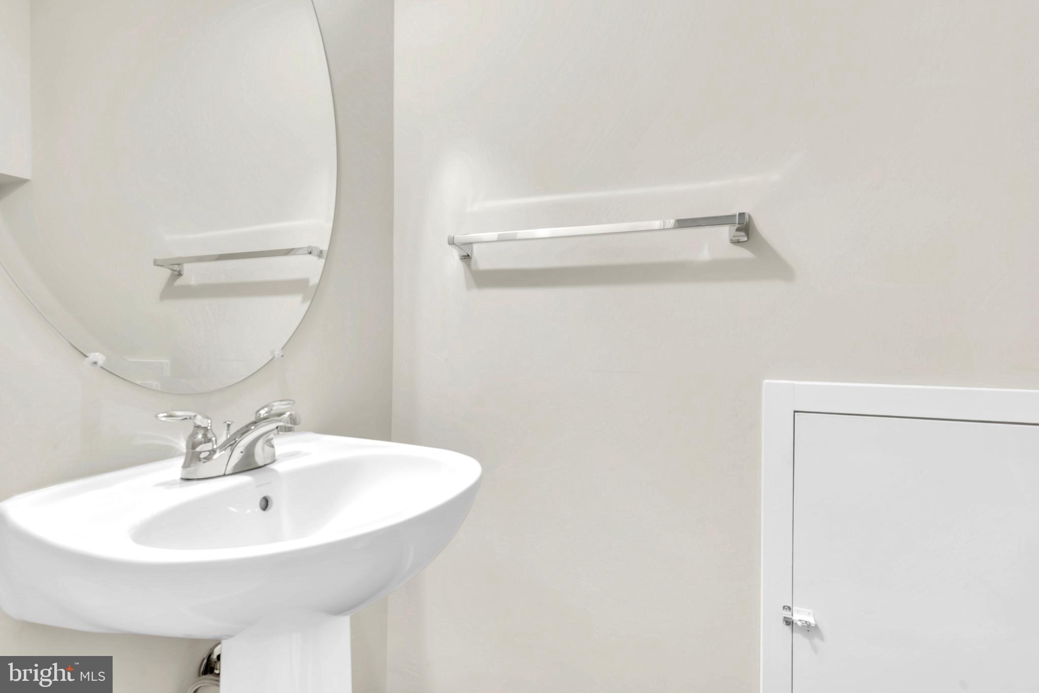 617 S CHERRY GROVE AVENUE