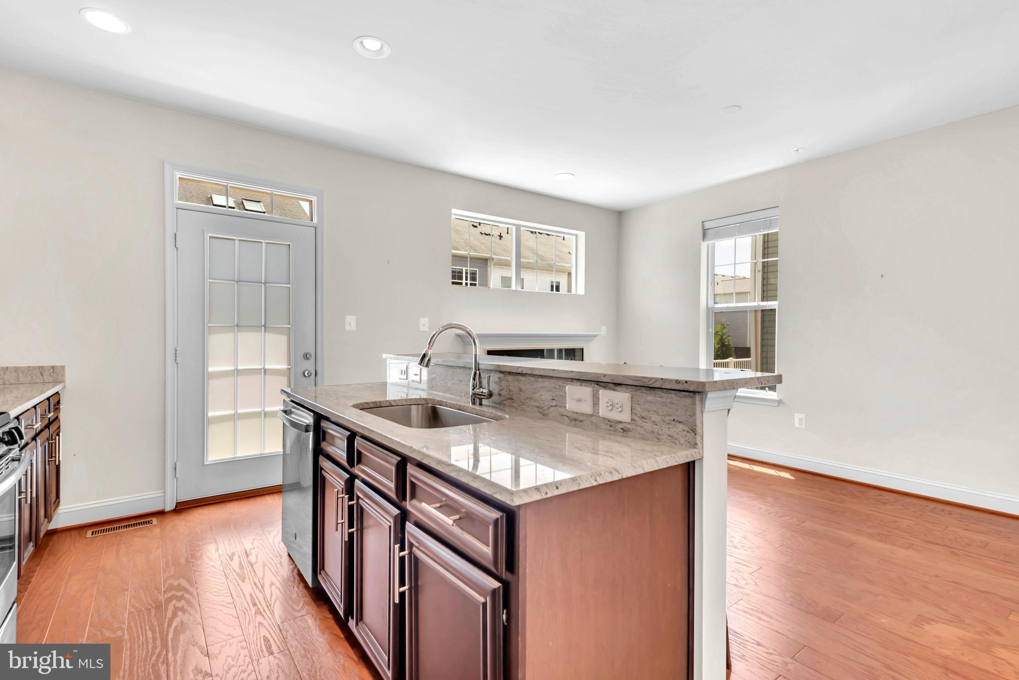 617 S CHERRY GROVE AVENUE