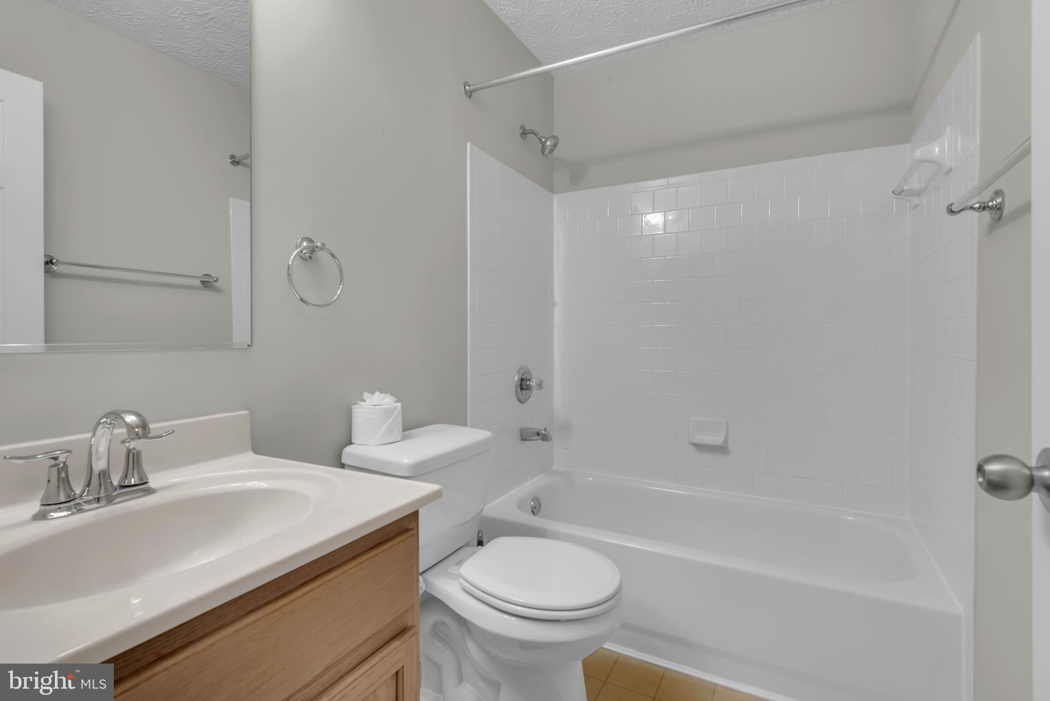 10-G IRONSTONE COURT G