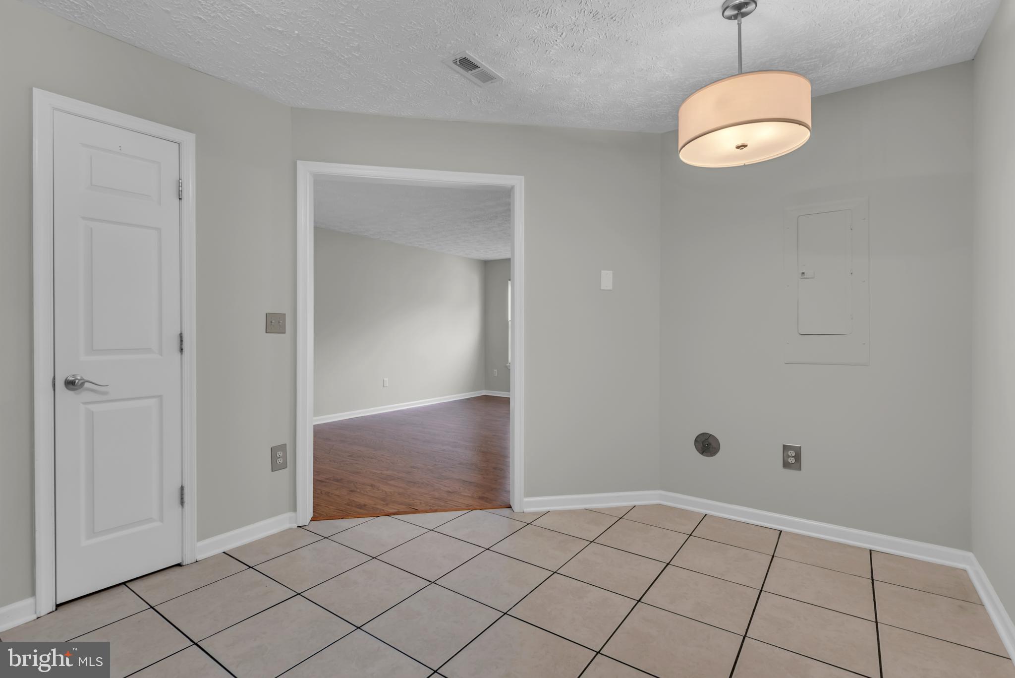 10-G IRONSTONE COURT G