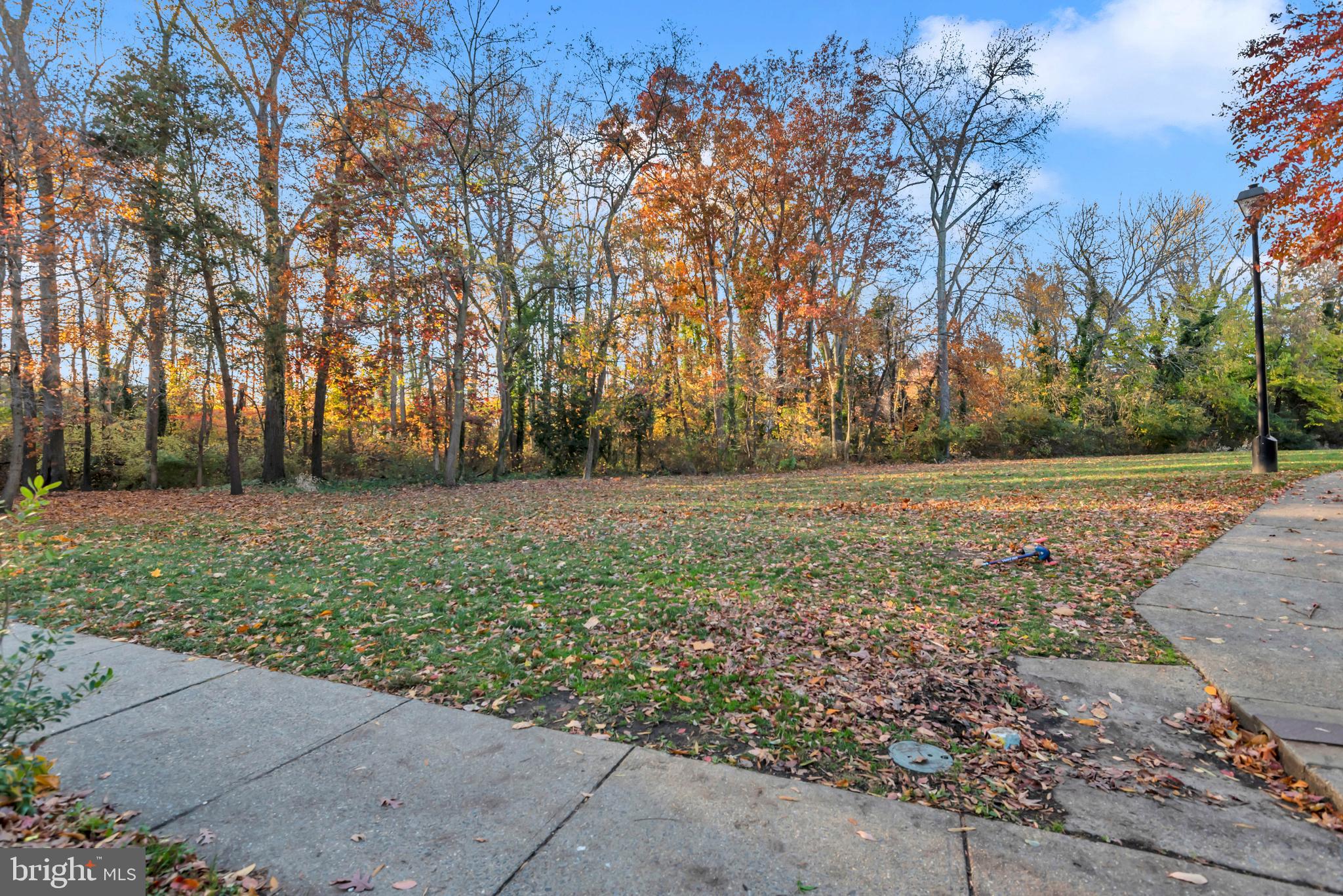 10-G IRONSTONE COURT G