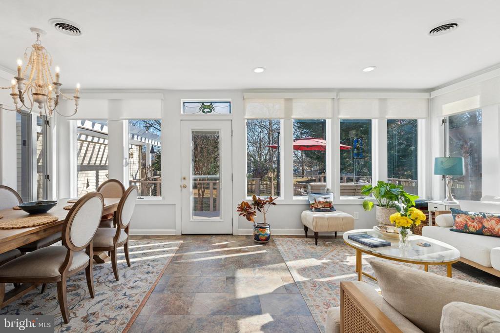 150 E BAY VIEW DRIVE