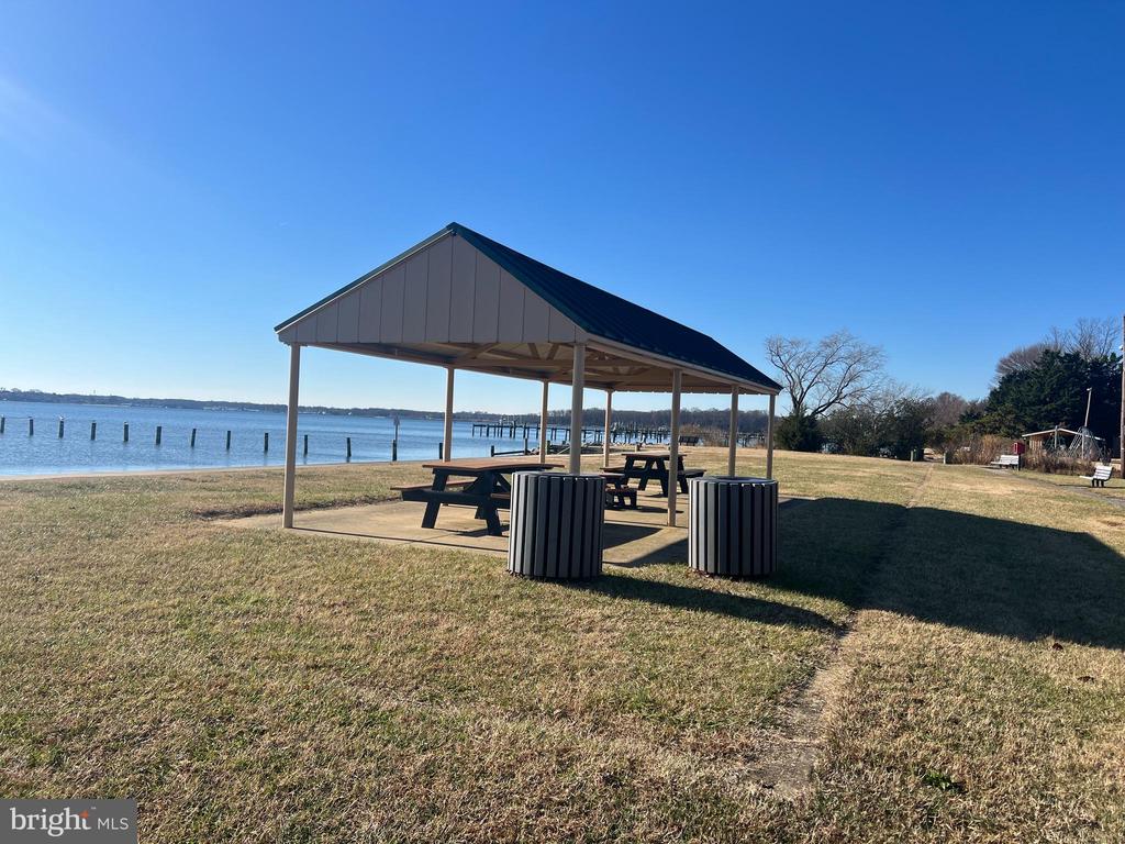 150 E BAY VIEW DRIVE