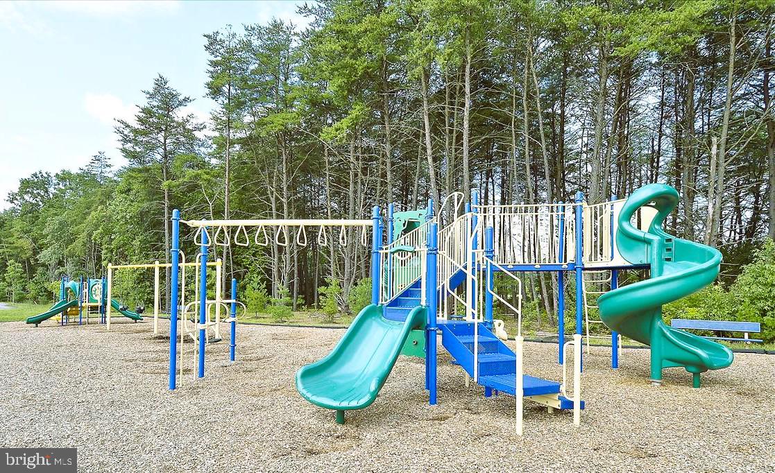 7690 TIMBERCROSS LANE