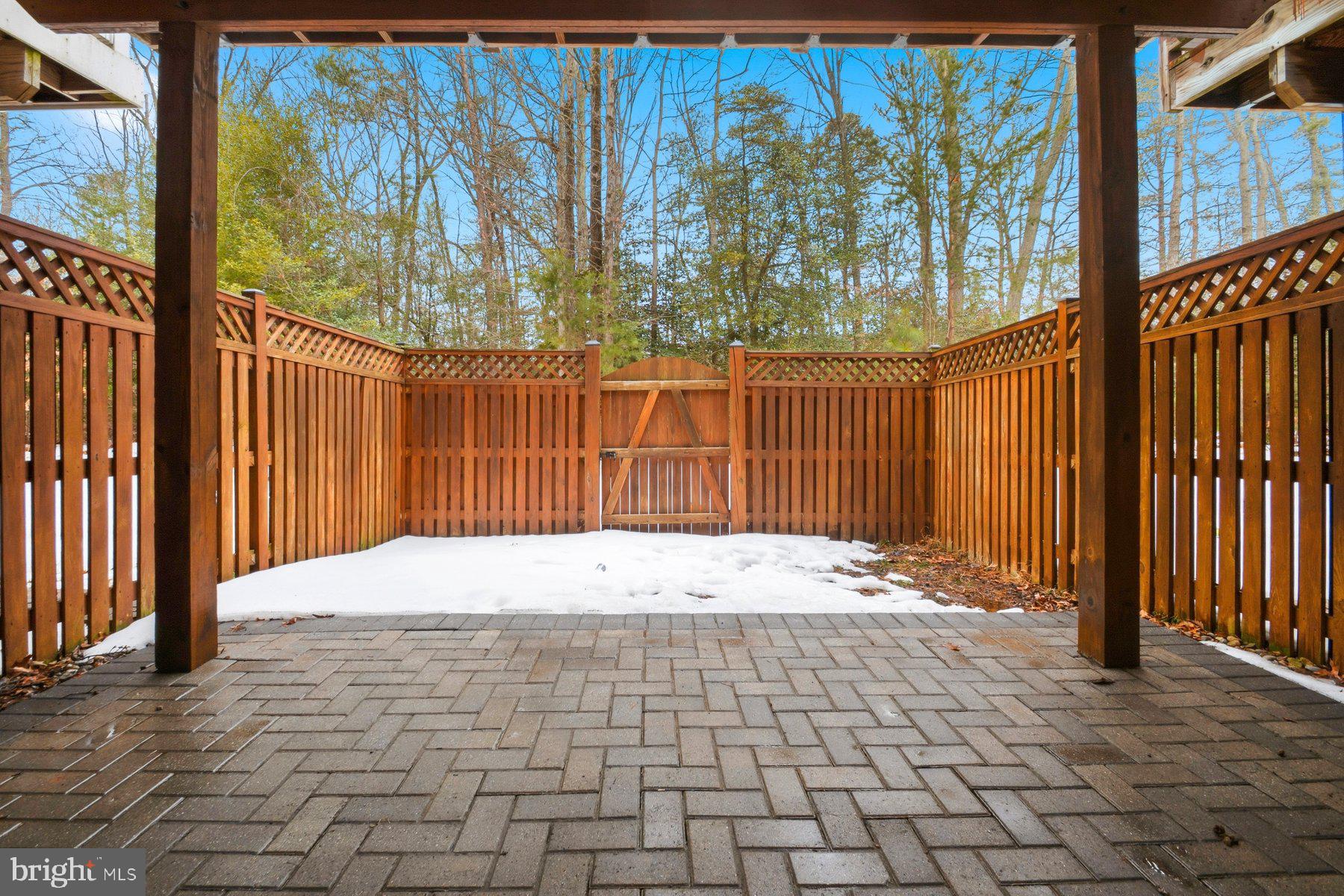 7690 TIMBERCROSS LANE