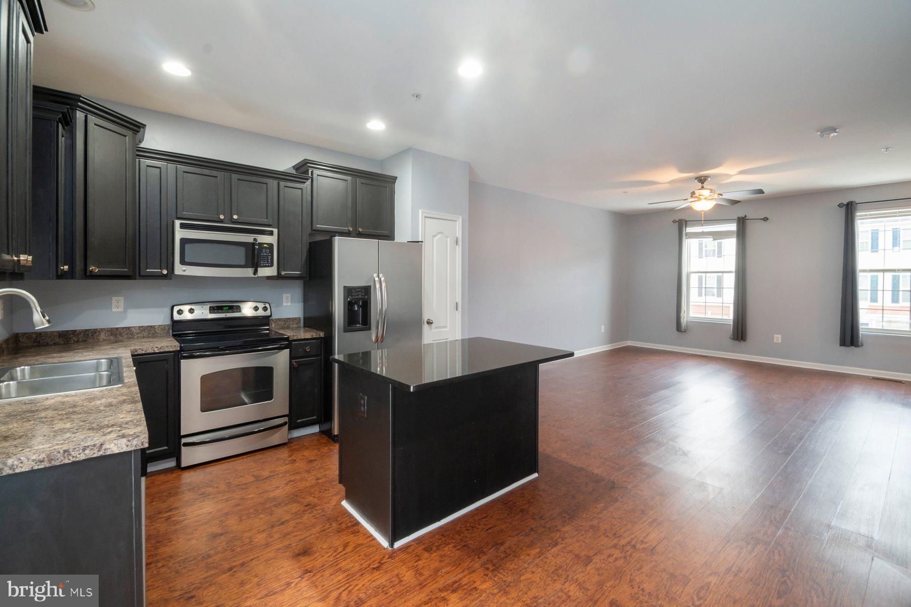 7690 TIMBERCROSS LANE