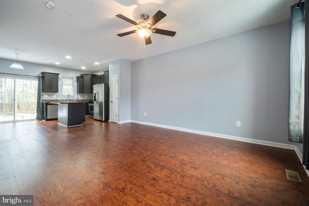 7690 TIMBERCROSS LANE
