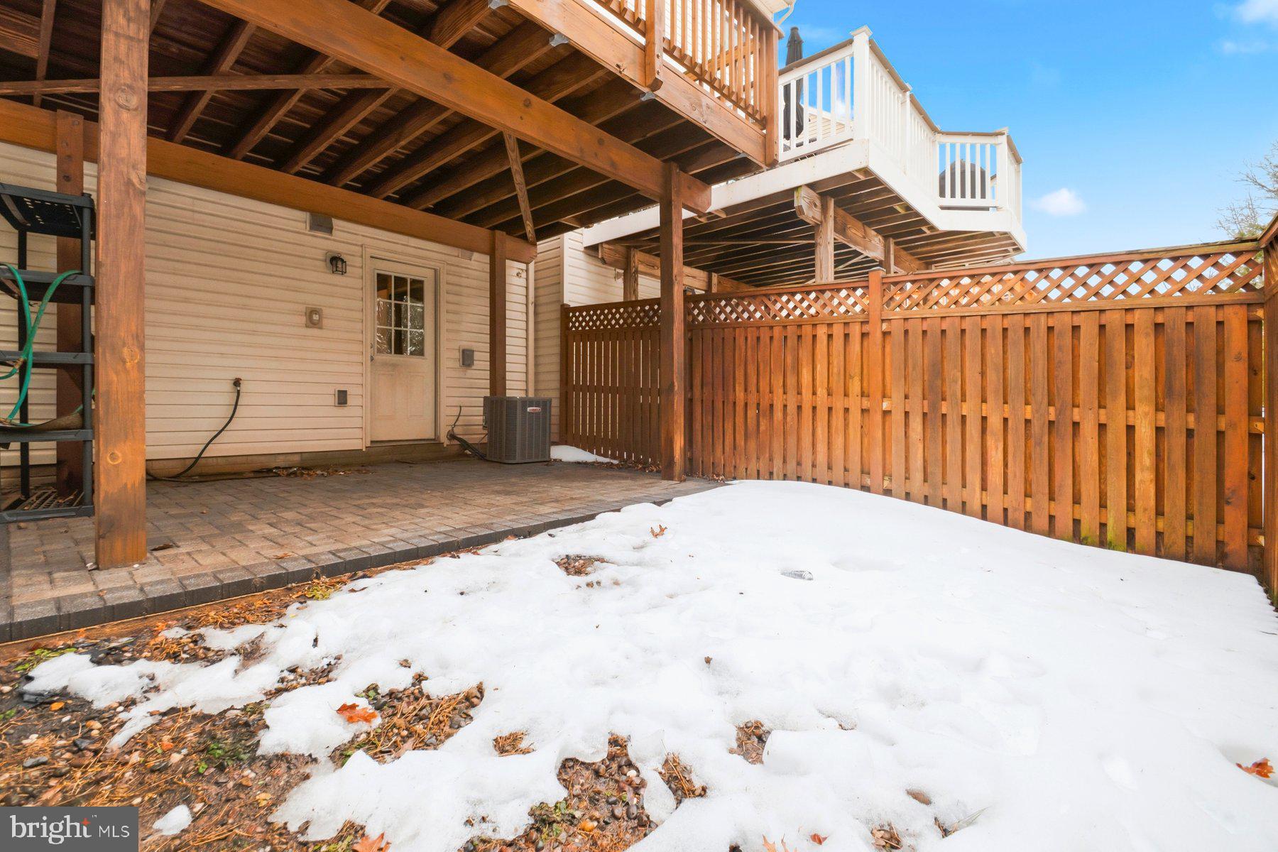 7690 TIMBERCROSS LANE