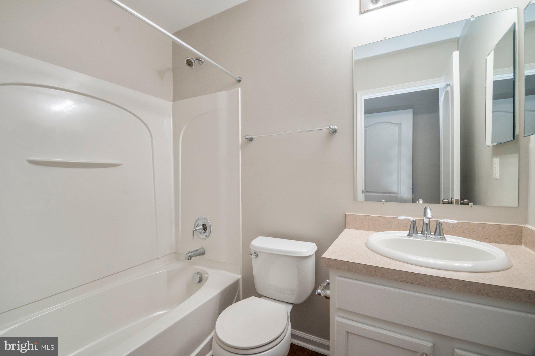 7690 TIMBERCROSS LANE