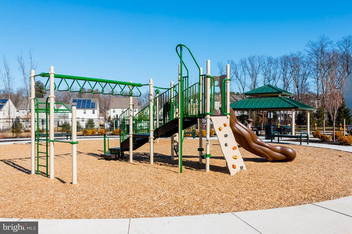 7690 TIMBERCROSS LANE