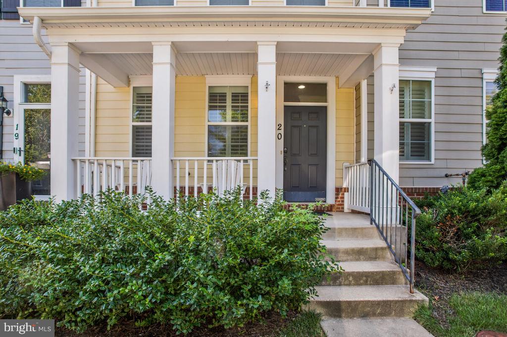 20 BOUCHER PLACE