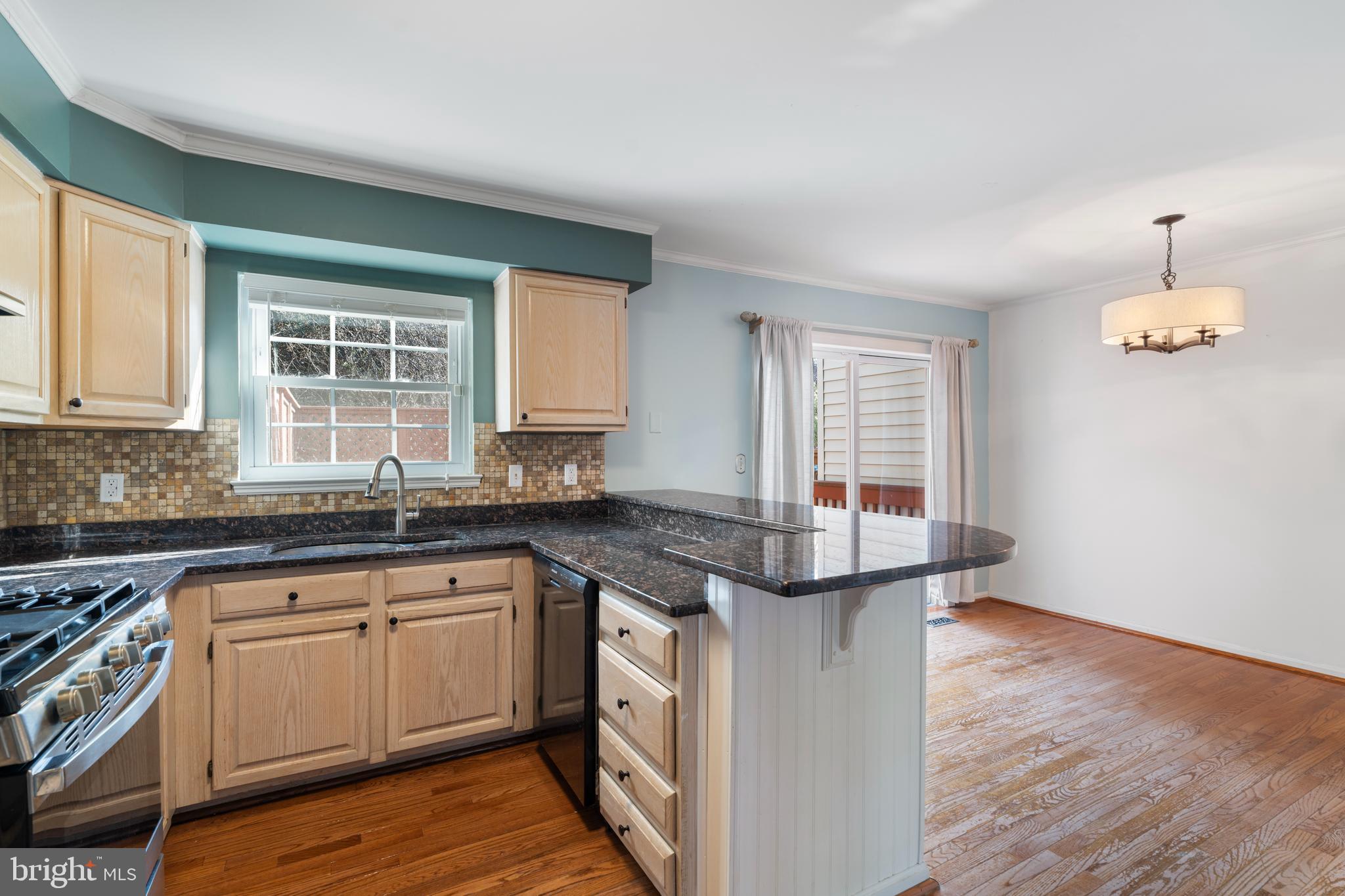 1205 N FARLEY COURT N