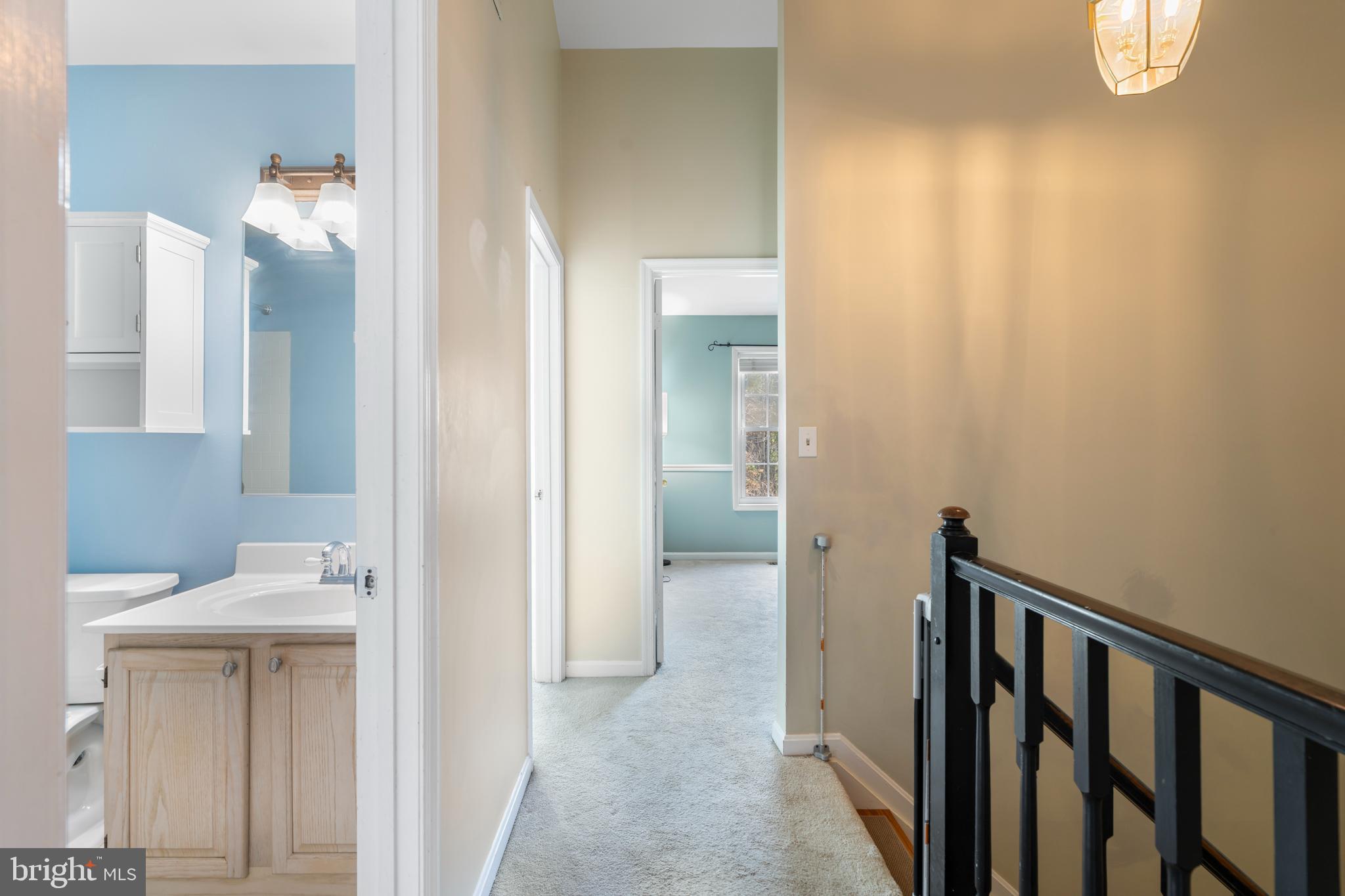 1205 N FARLEY COURT N