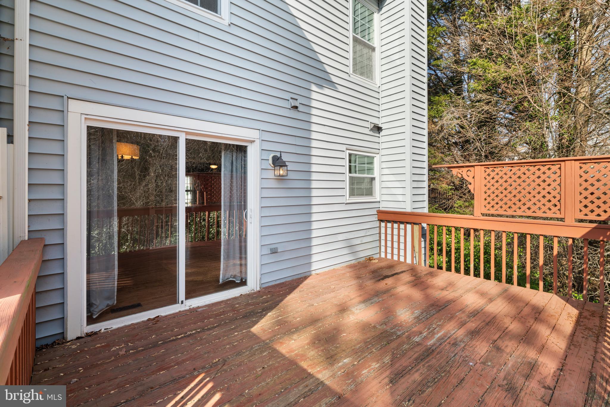 1205 N FARLEY COURT N