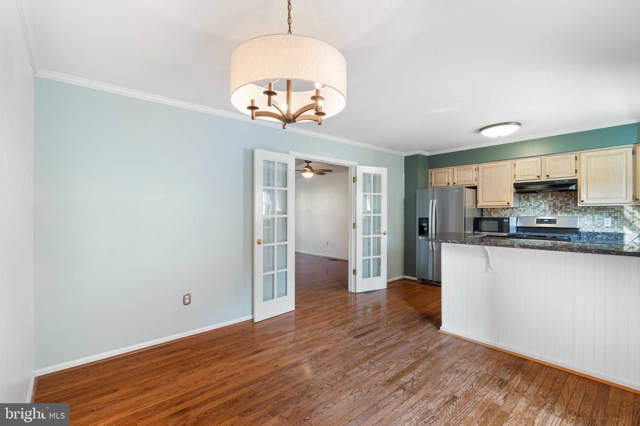 1205 N FARLEY COURT N