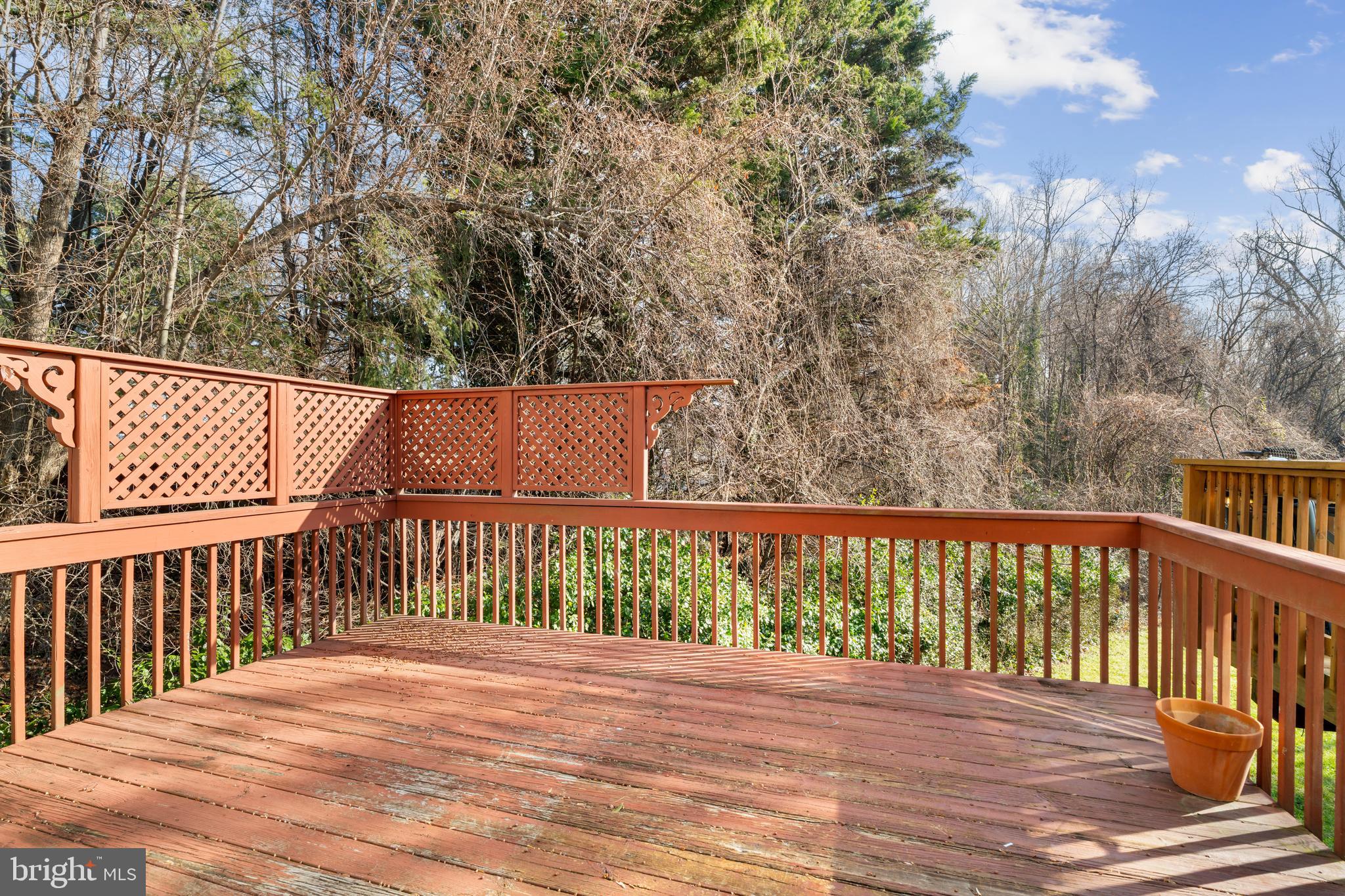 1205 N FARLEY COURT N