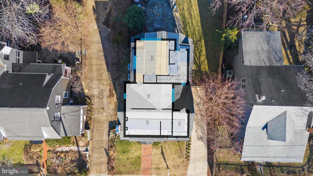 1102 POPLAR AVENUE