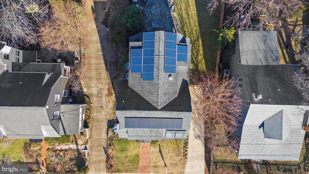 1102 POPLAR AVENUE