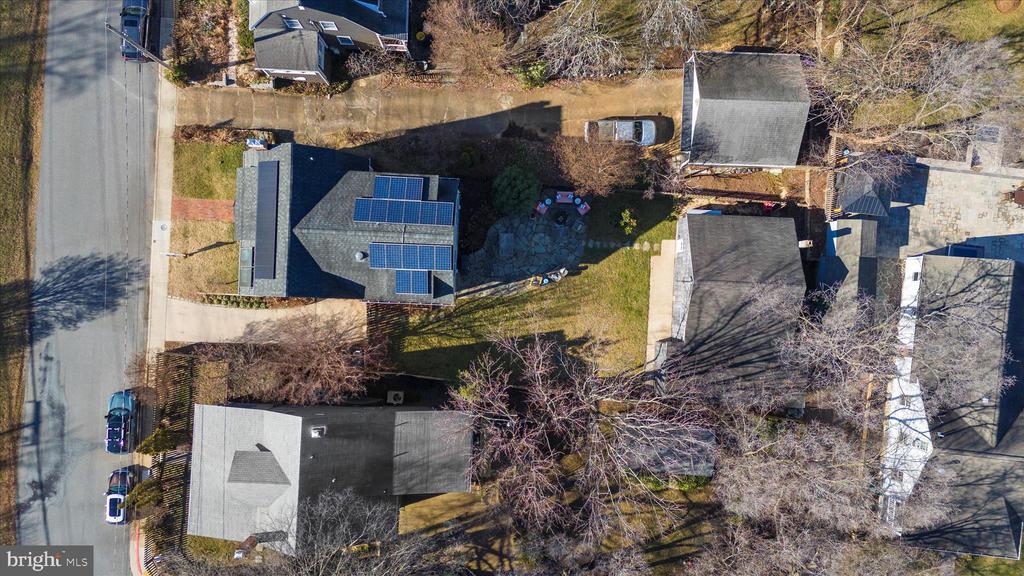 1102 POPLAR AVENUE