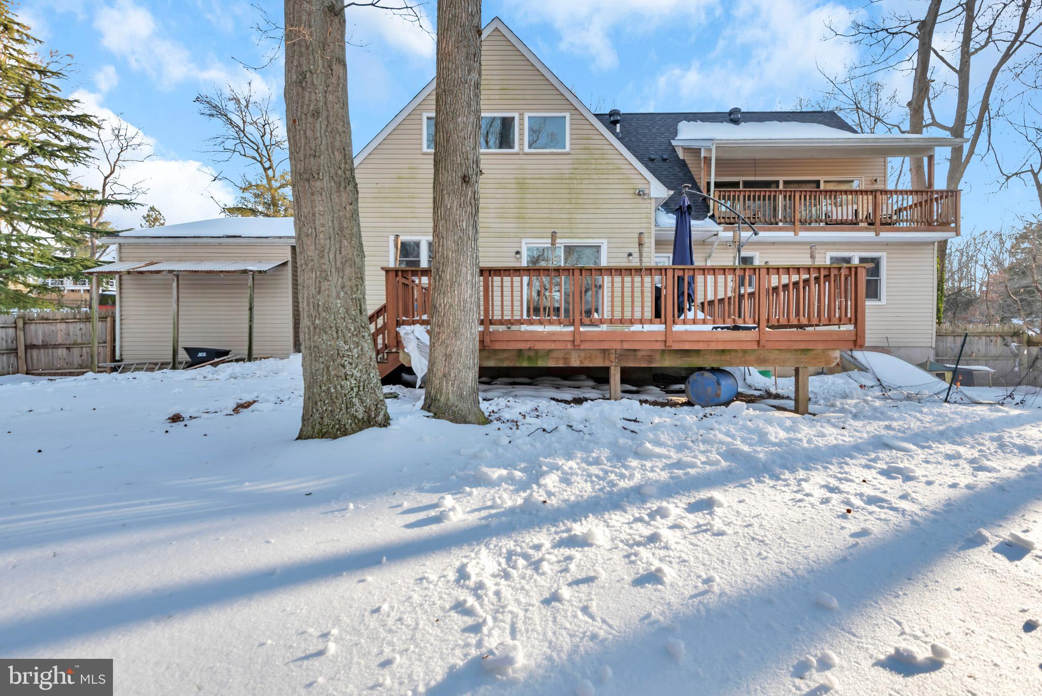 1080 CRESTVIEW DRIVE