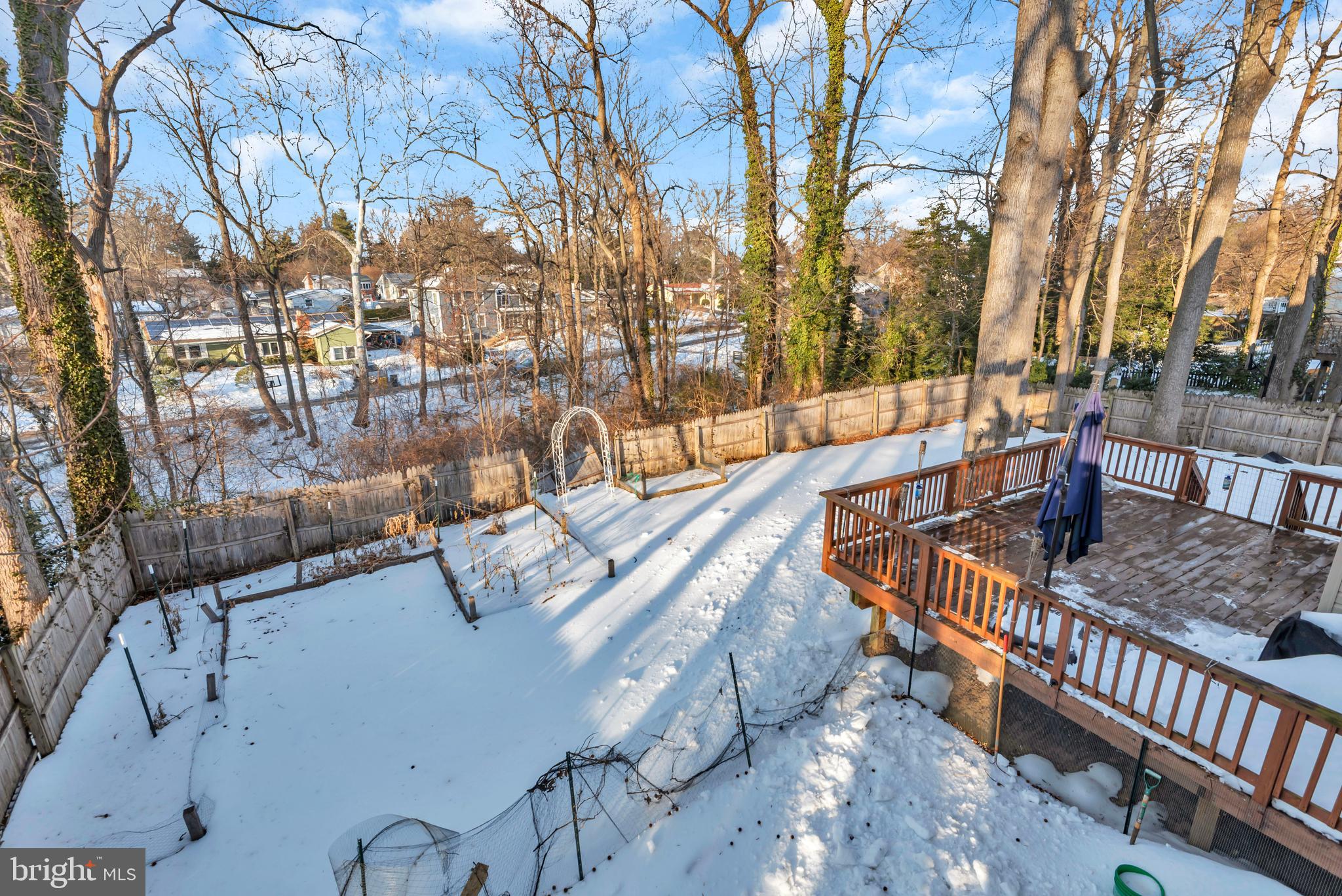 1080 CRESTVIEW DRIVE