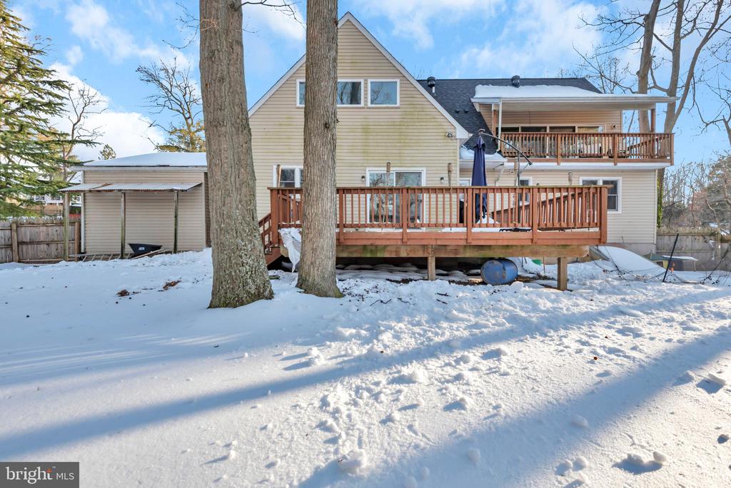 1080 CRESTVIEW DRIVE