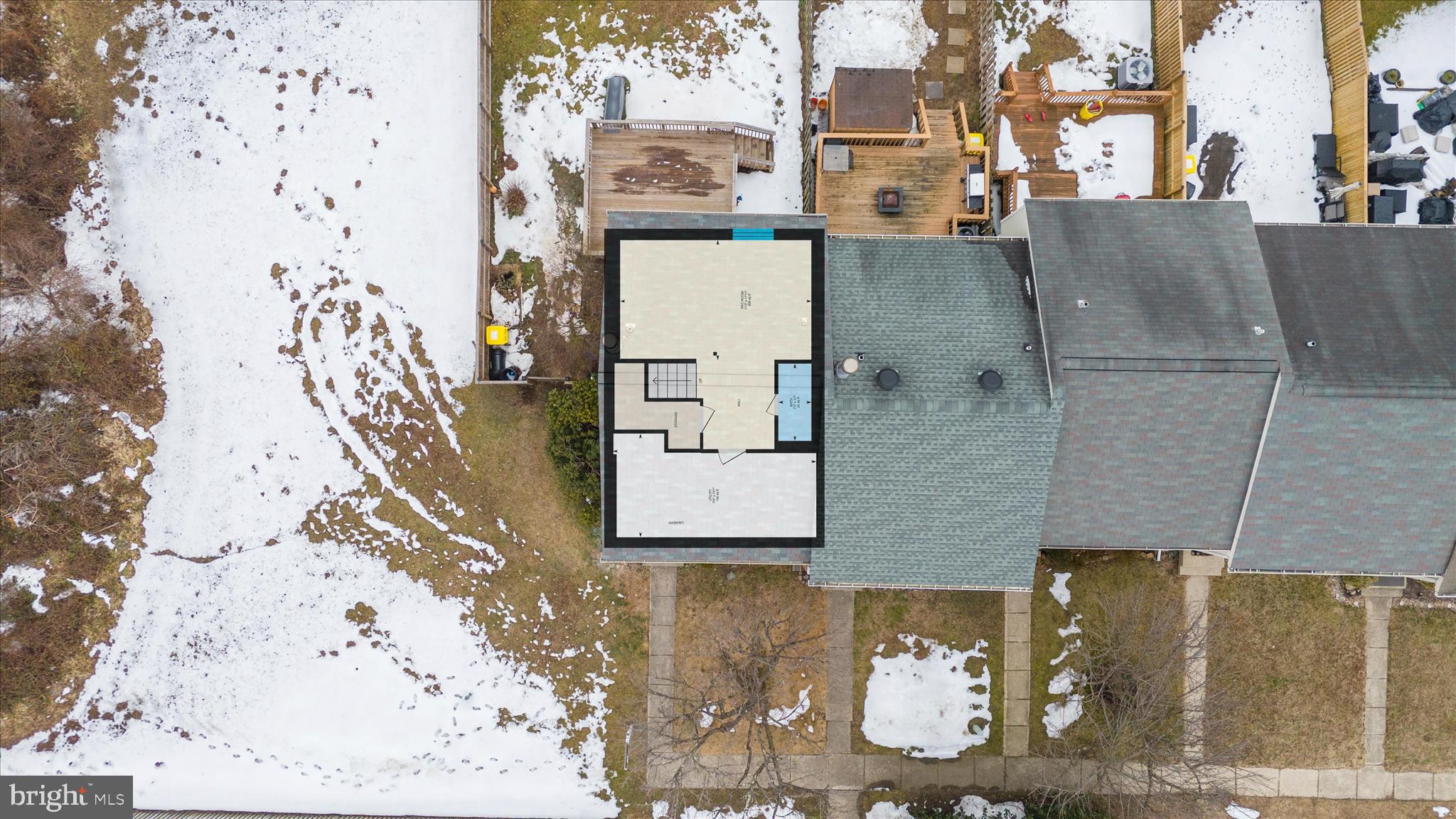 8214 SHADY NOOK COURT