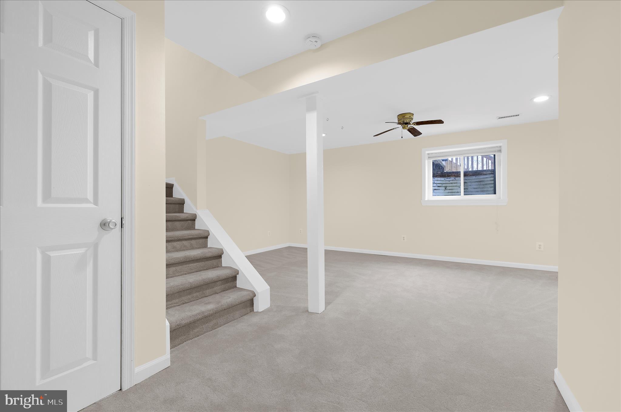 8214 SHADY NOOK COURT