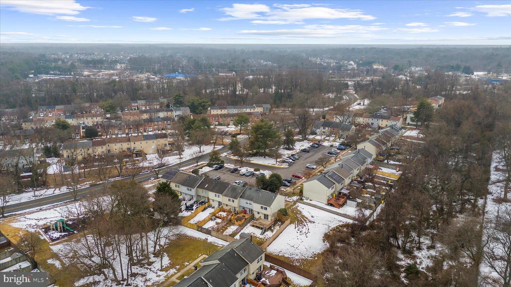 8214 SHADY NOOK COURT