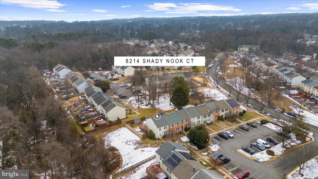 8214 SHADY NOOK COURT