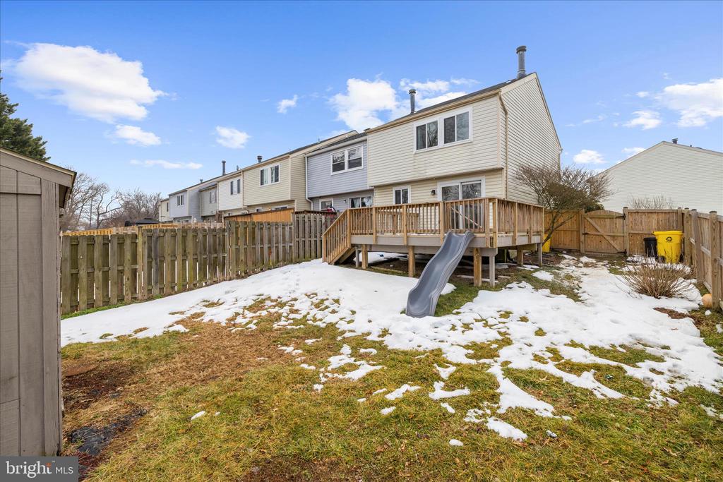 8214 SHADY NOOK COURT