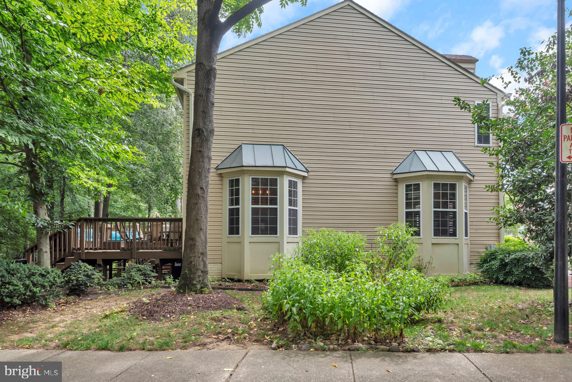 123 QUIET WATERS PLACE