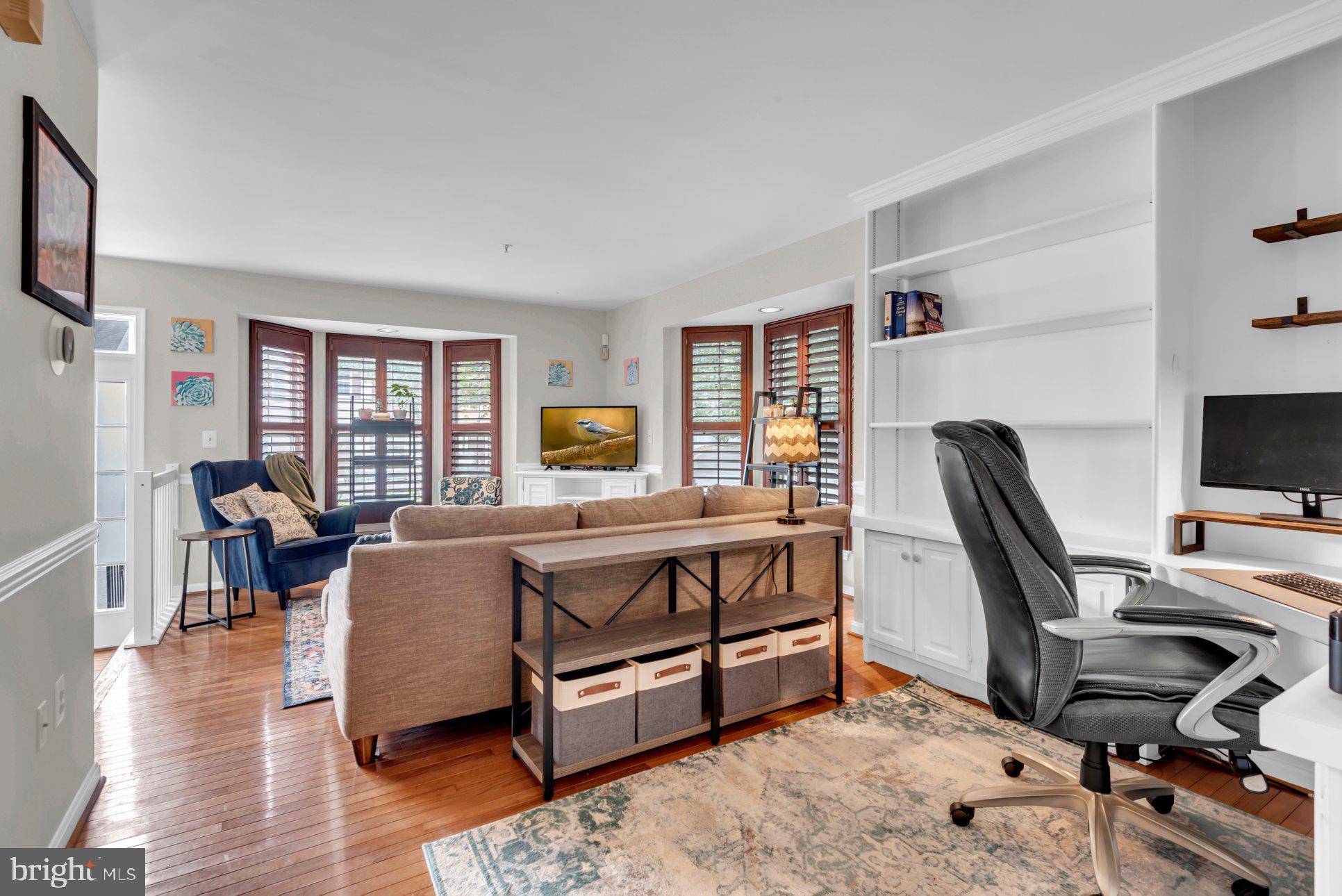 123 QUIET WATERS PLACE