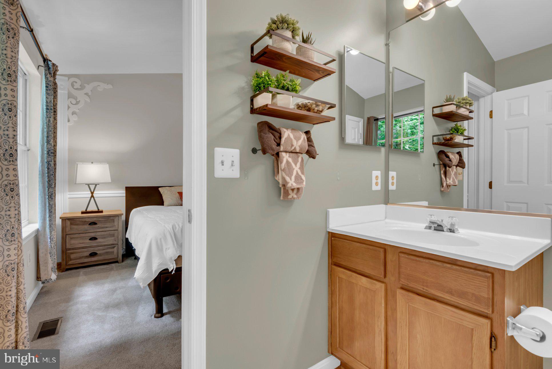 123 QUIET WATERS PLACE