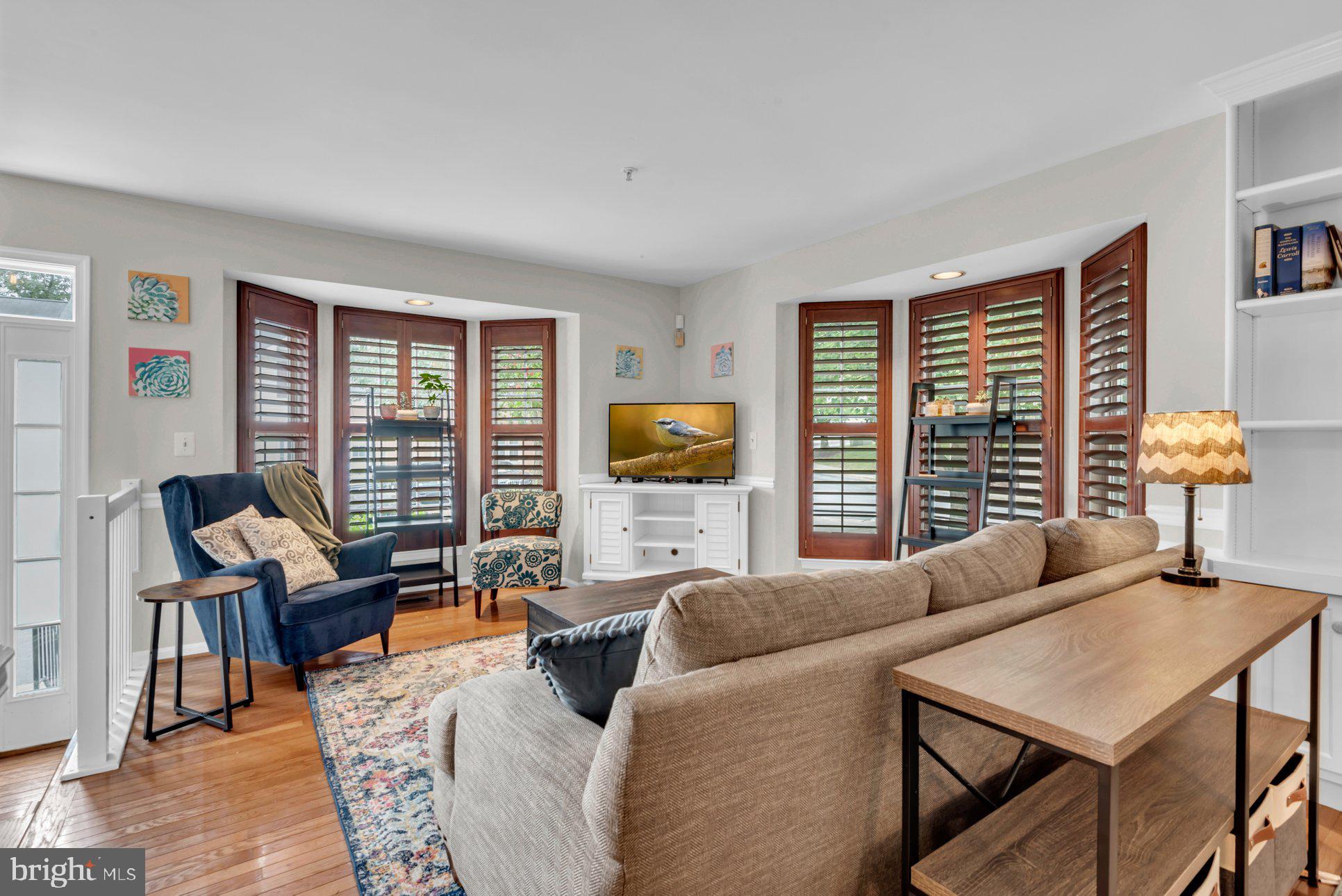 123 QUIET WATERS PLACE