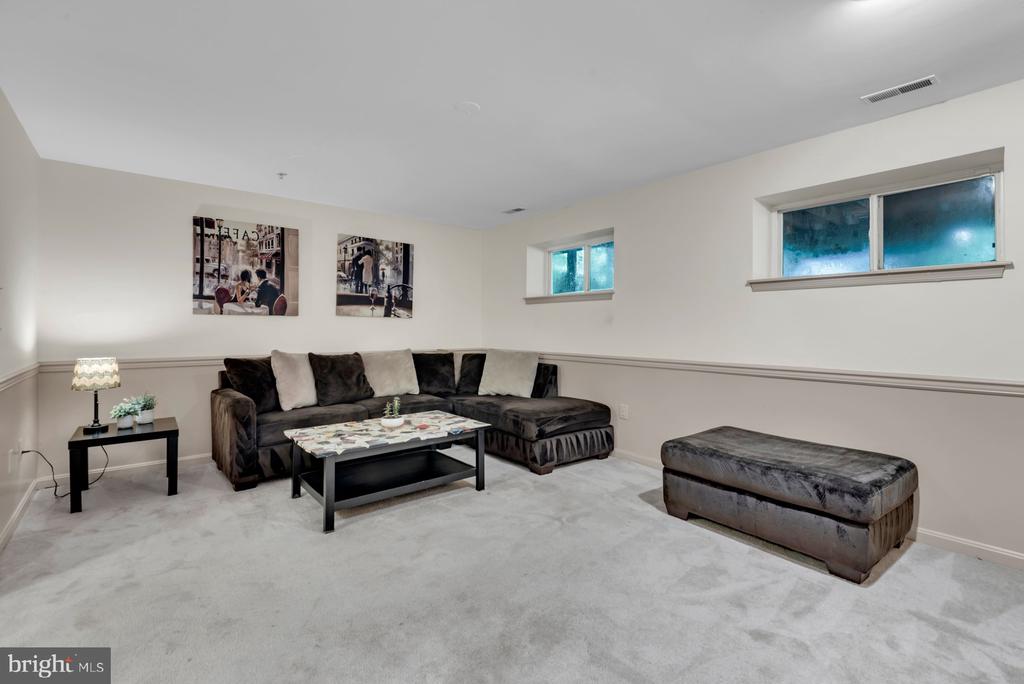 123 QUIET WATERS PLACE