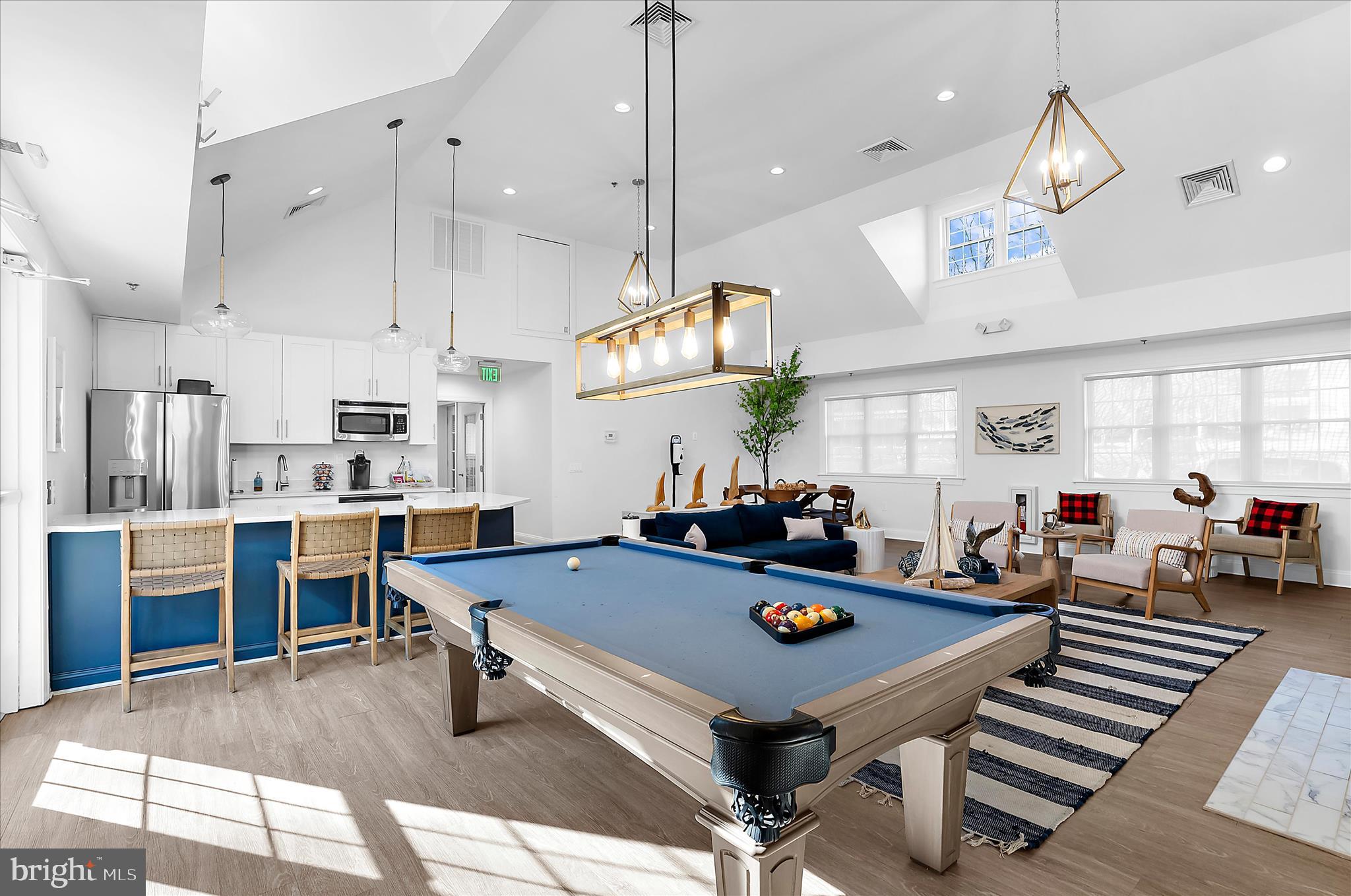 1113 PRIMROSE COURT 204