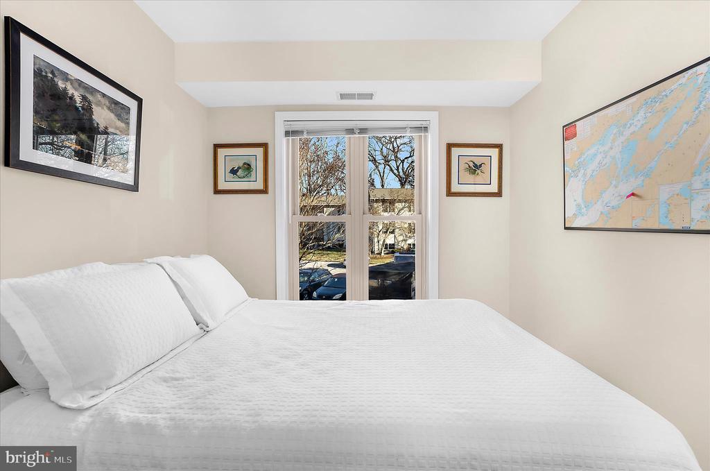 1113 PRIMROSE COURT 204