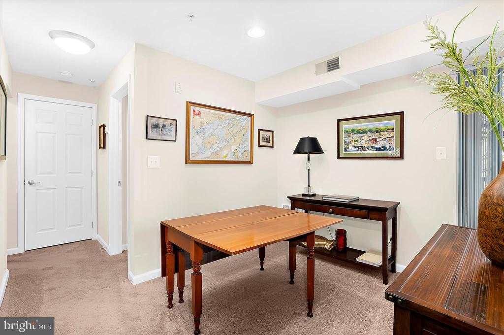 1113 PRIMROSE COURT 204