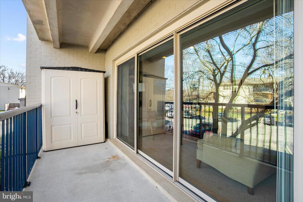 1113 PRIMROSE COURT 204