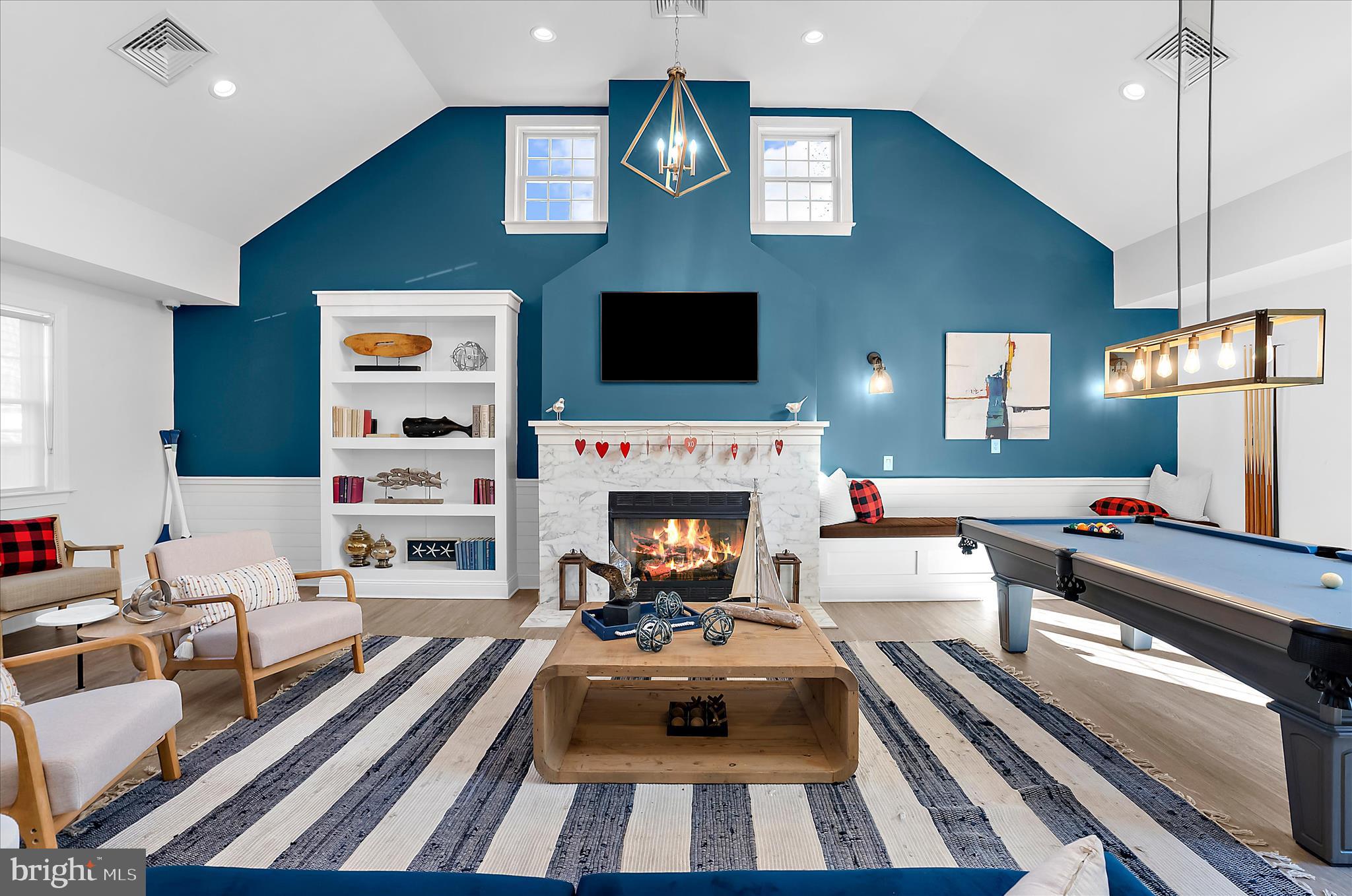 1113 PRIMROSE COURT 204