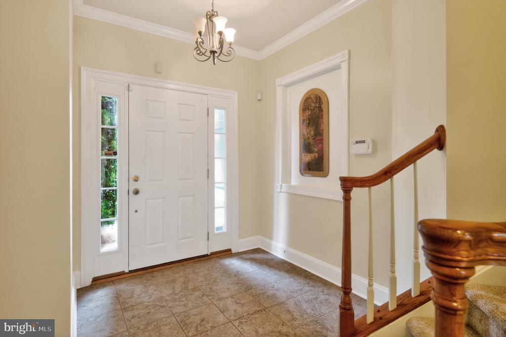 548 DEEP CREEK VIEW