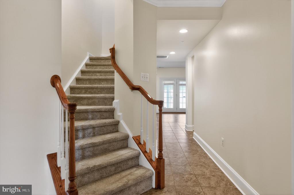 548 DEEP CREEK VIEW